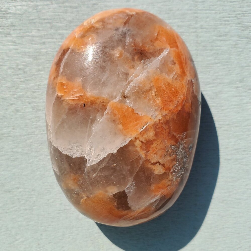 Peach Moonstone Palm Stone Pillow (G07)